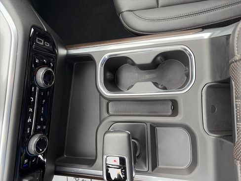 Used 2026 Chevrolet Silverado 1500 High Country w/ High Country Premium Package AWD/4WD image 31