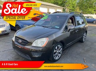 Used 2009 Kia Rondo LX image 1