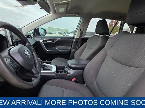 Used 2023 Toyota RAV4 XLE image 11