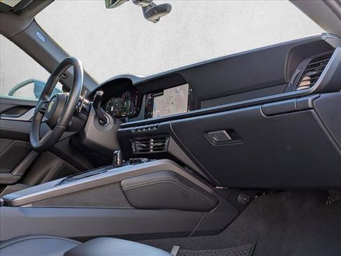 Used 2025 Porsche 911 Carrera image 15