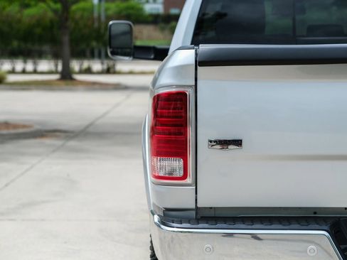 Used 2017 RAM 2500 Laramie AWD/4WD image 19