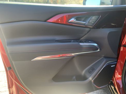 New 2026 Chevrolet Traverse RS w/ LPO, Floor Liner Package image 7