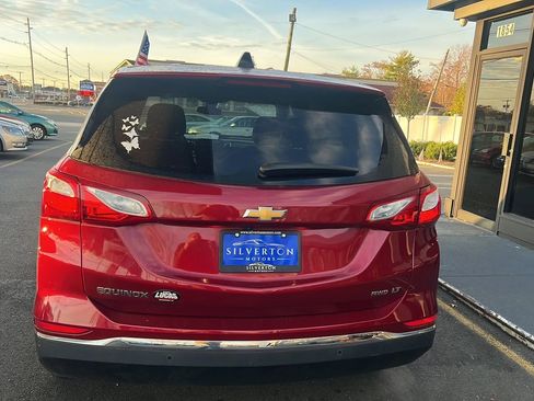 Used 2020 Chevrolet Equinox LT image 8