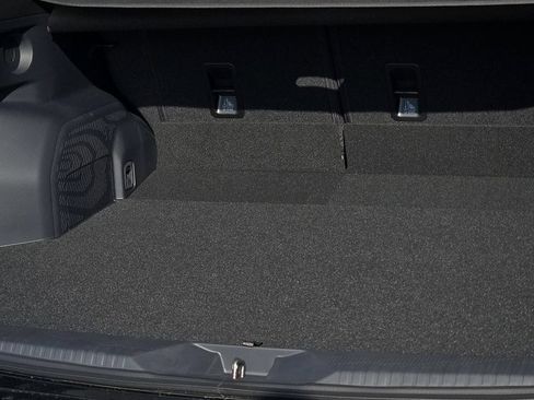 New 2026 Subaru Forester Premium AWD/4WD image 9