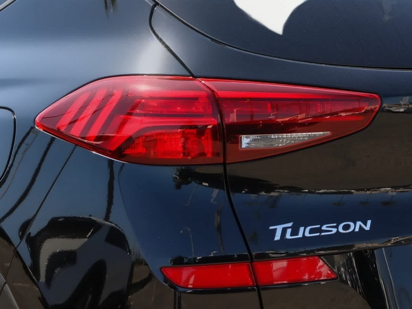 Used 2020 Hyundai Tucson Sport FWD image 11