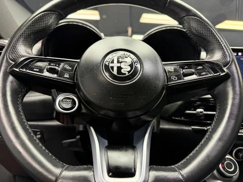 Used 2024 Alfa Romeo Tonale Ti AWD/4WD image 23