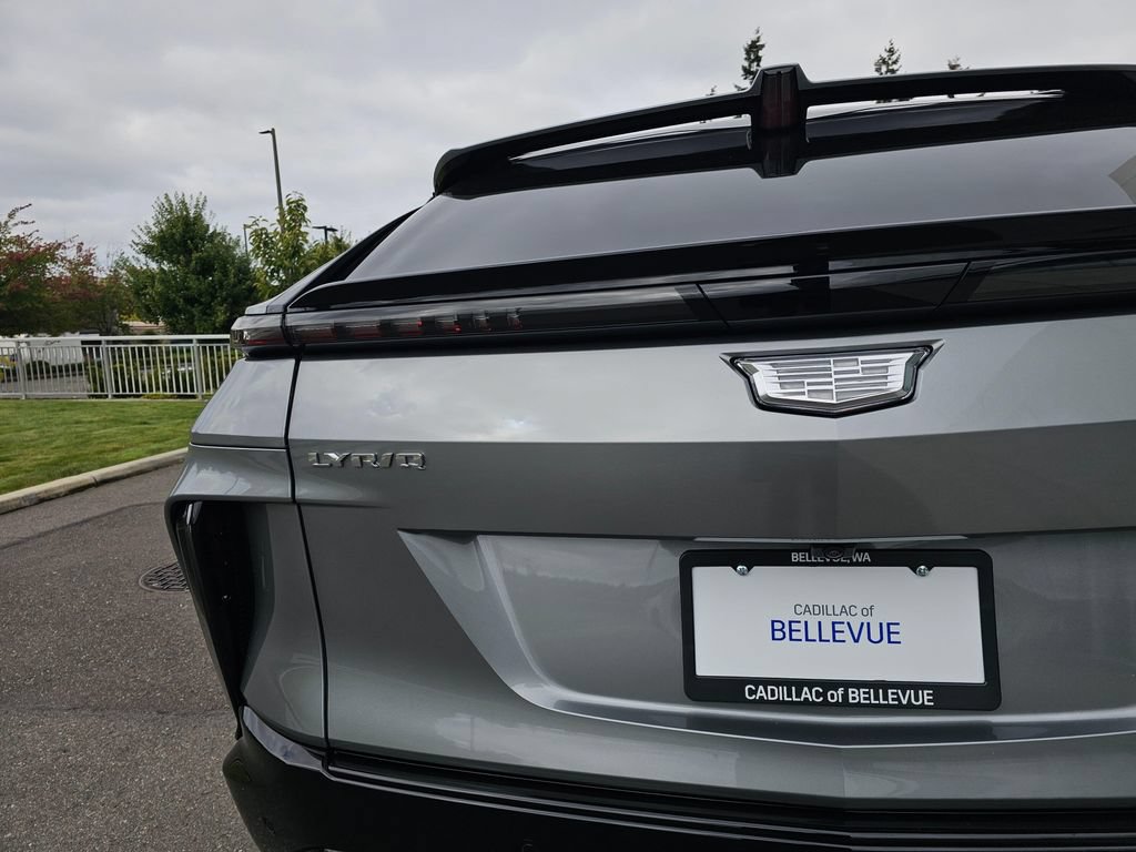 New 2027 Cadillac Lyriq Sport AWD/4WD image 16