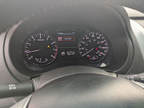 Used 2014 Nissan Altima 2.5 SV image 16