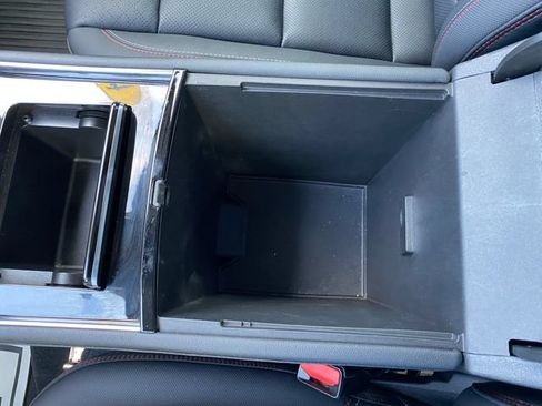 Used 2024 Chevrolet Traverse RS w/ LPO, Floor Liner Package AWD/4WD image 24