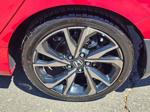Used 2019 Honda Civic Sport image 8