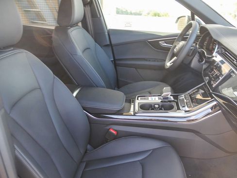 New 2025 Audi Q7 3.0T Premium image 23