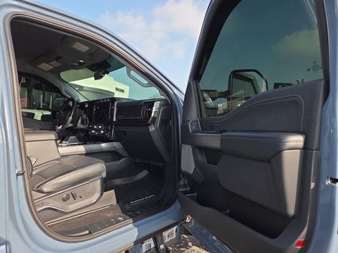 Used 2023 Ford F250 Lariat w/ Sport Appearance Package image 21