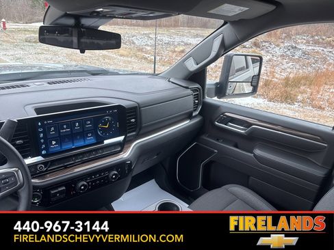 Certified 2025 Chevrolet Silverado 3500 LT w/ Convenience Package image 50