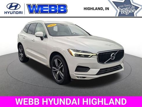 Used 2021 Volvo XC60 T5 Momentum w/ Advanced Package image 1