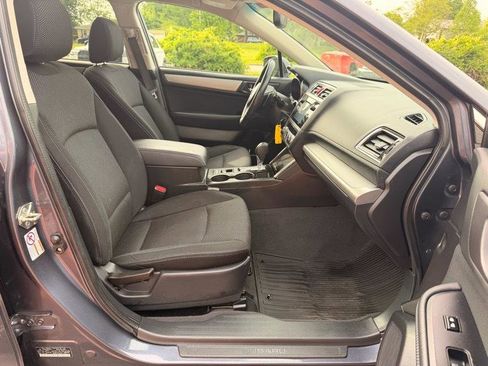 Used 2016 Subaru Outback 2.5i Premium AWD/4WD image 16