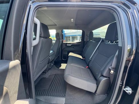 Used 2025 Chevrolet Silverado 1500 LT AWD/4WD image 12