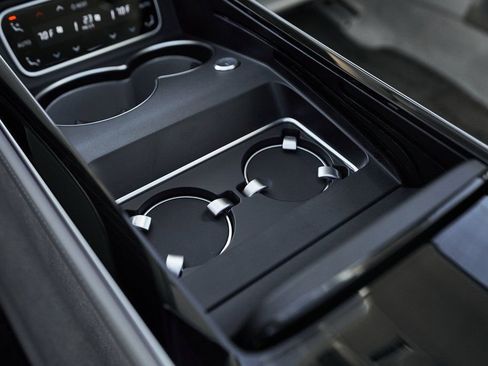 Used 2025 Mercedes-Benz Maybach S 680 4MATIC image 60