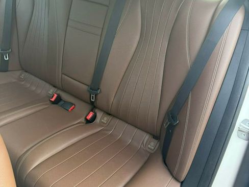 Used 2018 Mercedes-Benz E 300 4MATIC image 23