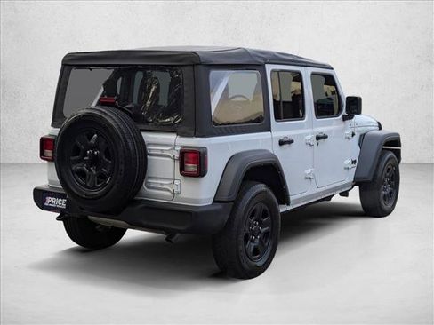 Used 2023 Jeep Wrangler Sport image 5