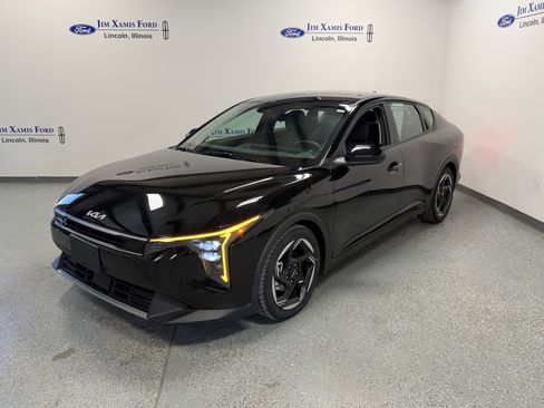 Used 2025 Kia K4 EX FWD image 3