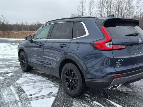 Used 2024 Honda CR-V Sport image 9
