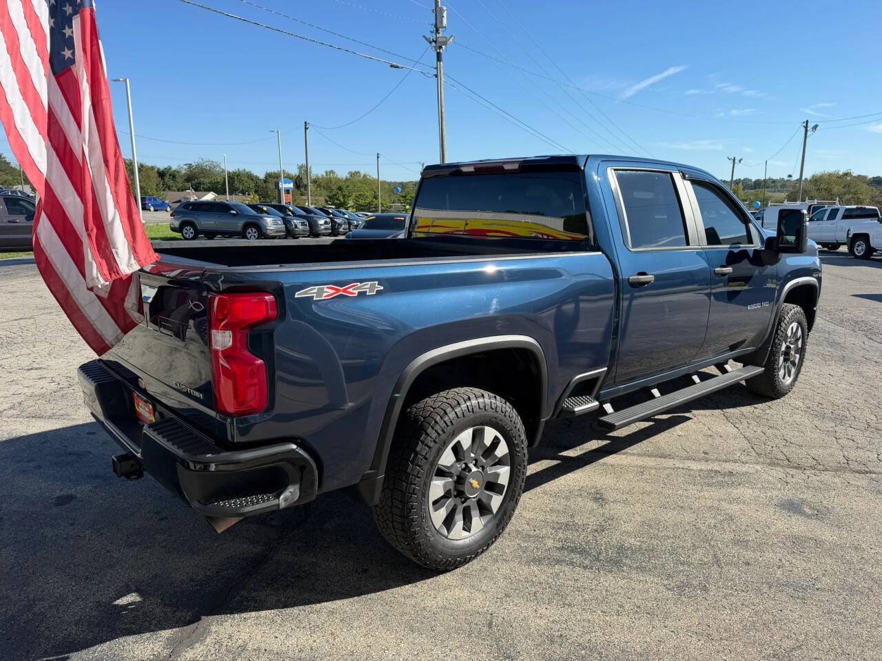 Used 2021 Chevrolet Silverado 2500 Custom w/ Custom Convenience Package AWD/4WD image 5