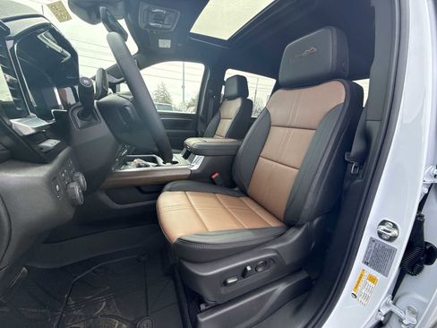 New 2026 Chevrolet Silverado 3500 High Country w/ High Country Premium Package AWD/4WD image 13