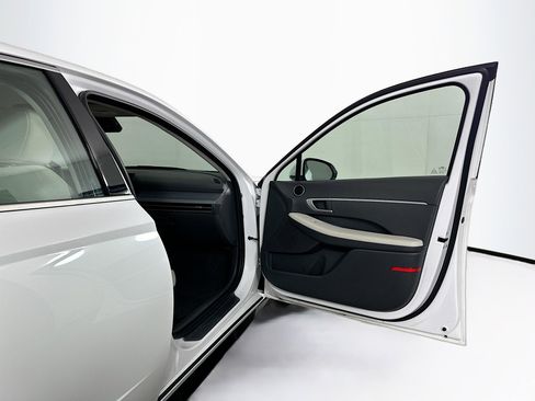 Used 2025 Hyundai Sonata SEL image 31