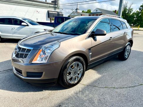 Used 2011 Cadillac SRX Luxury image 3