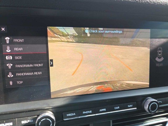 Used 2021 Porsche Macan AWD/4WD image 5