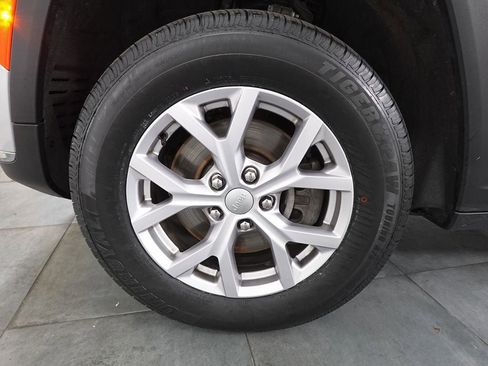 Used 2022 Jeep Grand Cherokee L Limited image 31