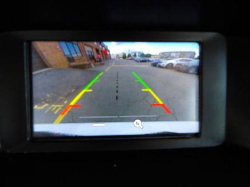 Used 2017 Ford Focus SE w/ Cold Weather Package image 19