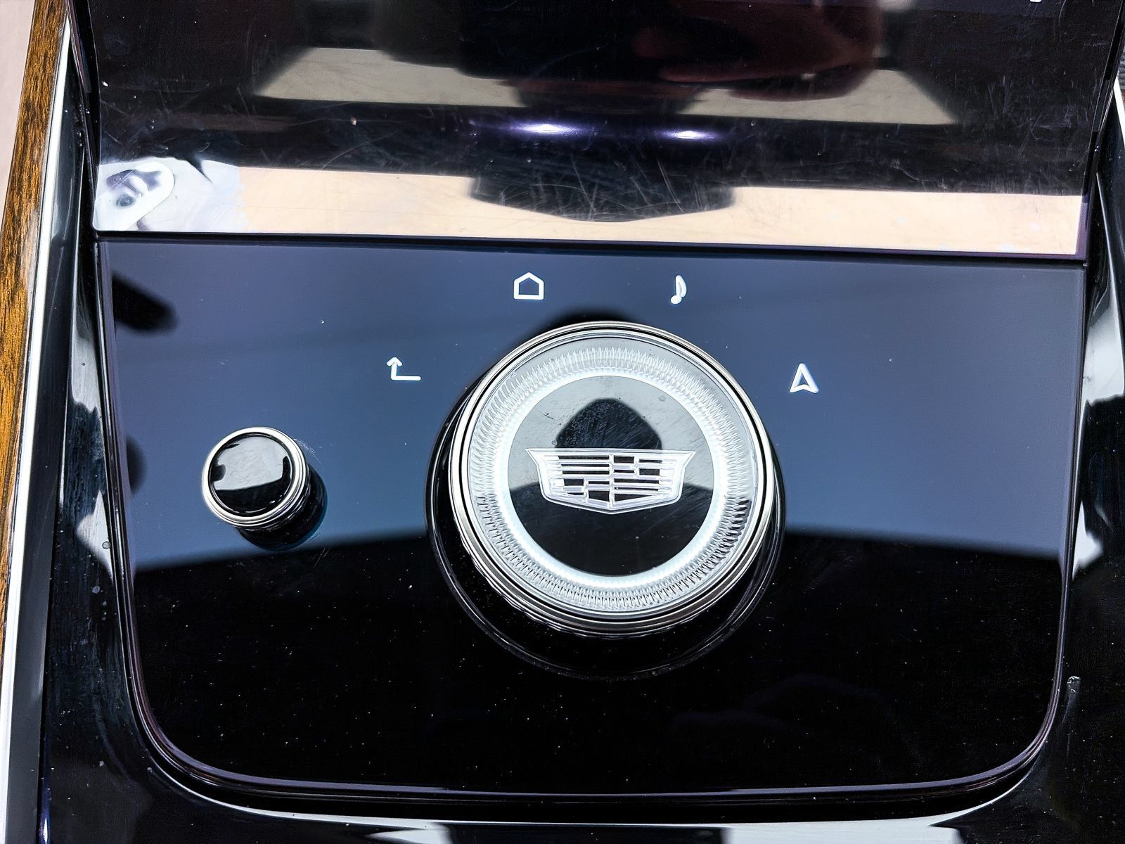 Used 2025 Cadillac Escalade Sport Platinum AWD/4WD image 30