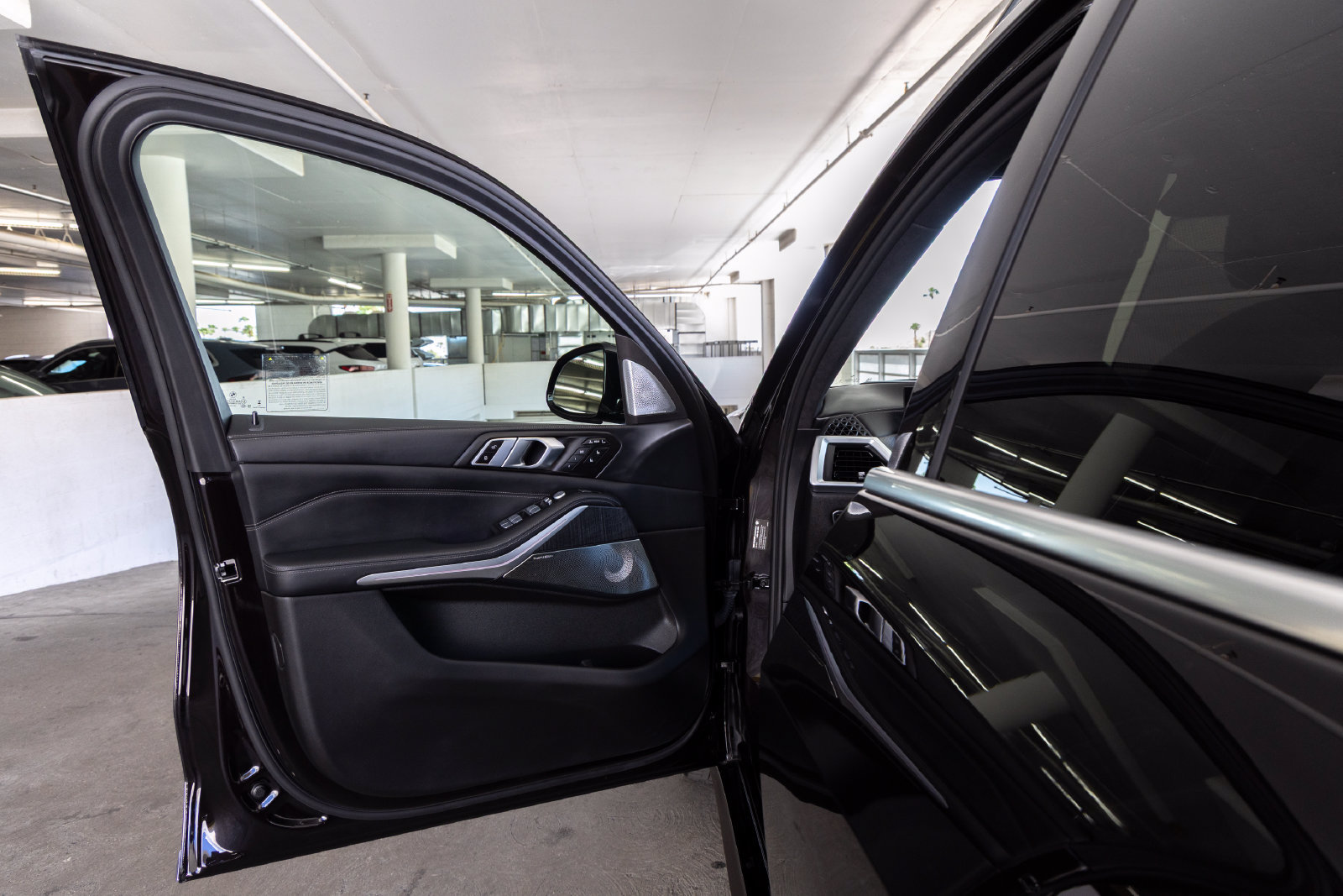 Certified 2023 BMW ALPINA XB7 AWD/4WD image 16