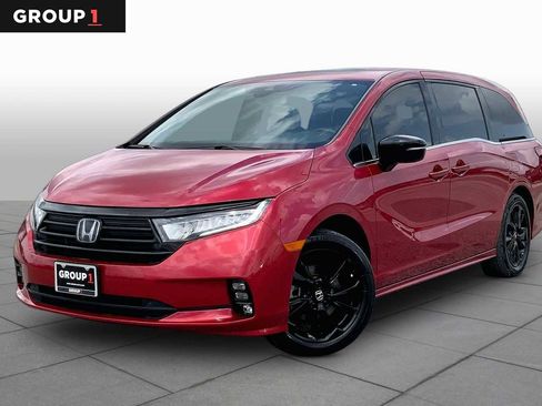 Used 2024 Honda Odyssey Sport image 1