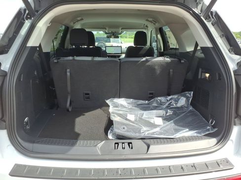 Used 2026 Ford Explorer Active RWD image 17