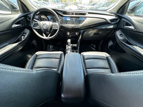 Used 2020 Buick Encore GX Essence w/ Advanced Technology Package FWD image 18