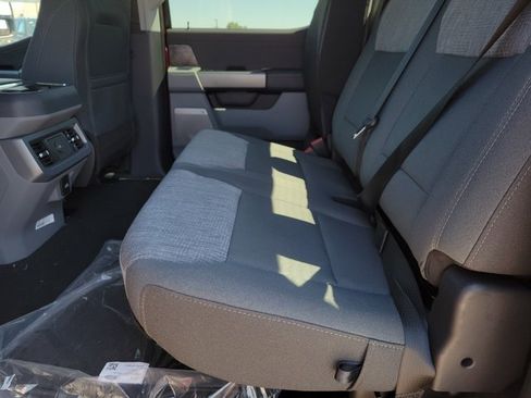 New 2025 Ford F350 XLT w/ Black Appearance Package image 7