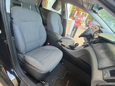 Used 2012 Hyundai Sonata GLS w/ Popular Equipment Pkg FWD image 17