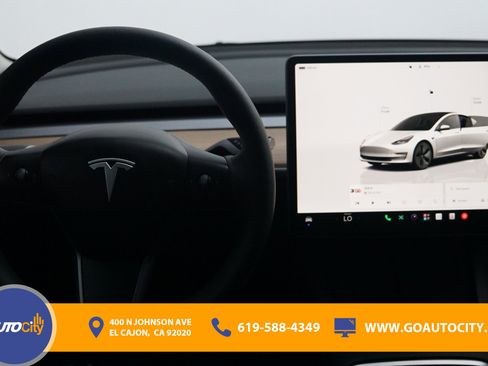 Used 2023 Tesla Model 3 Standard Range RWD image 5