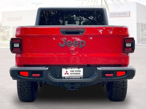 Used 2026 Jeep Gladiator Rubicon AWD/4WD image 16