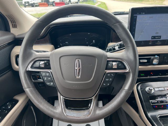 Used 2022 Lincoln Nautilus Reserve AWD/4WD image 17