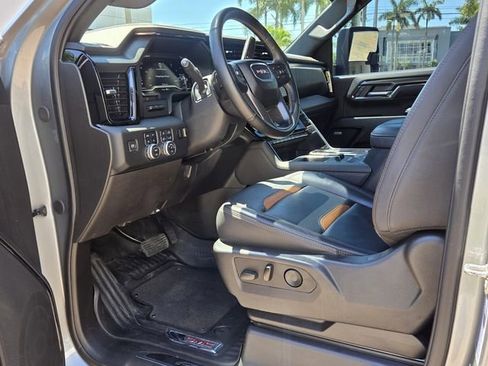 Certified 2024 GMC Sierra 2500 AT4 w/ AT4 Premium Plus Package AWD/4WD image 16