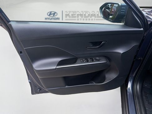 Used 2024 Hyundai Kona SEL FWD image 17