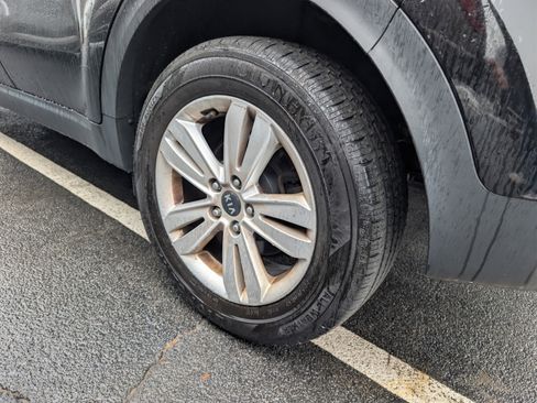 Used 2019 Kia Sportage LX image 11