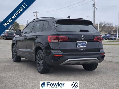 Used 2024 Volkswagen Taos S image 5