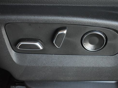 Used 2025 GMC Sierra 1500 Denali image 14