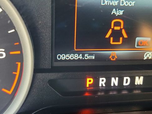 Used 2020 Ford F150 XLT w/ Equipment Group 302A Luxury AWD/4WD image 30