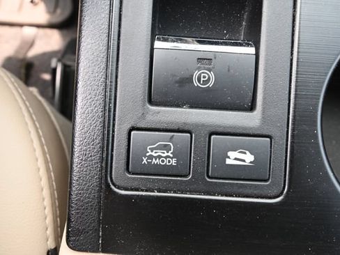 Used 2017 Subaru Outback 2.5i Limited AWD/4WD image 14