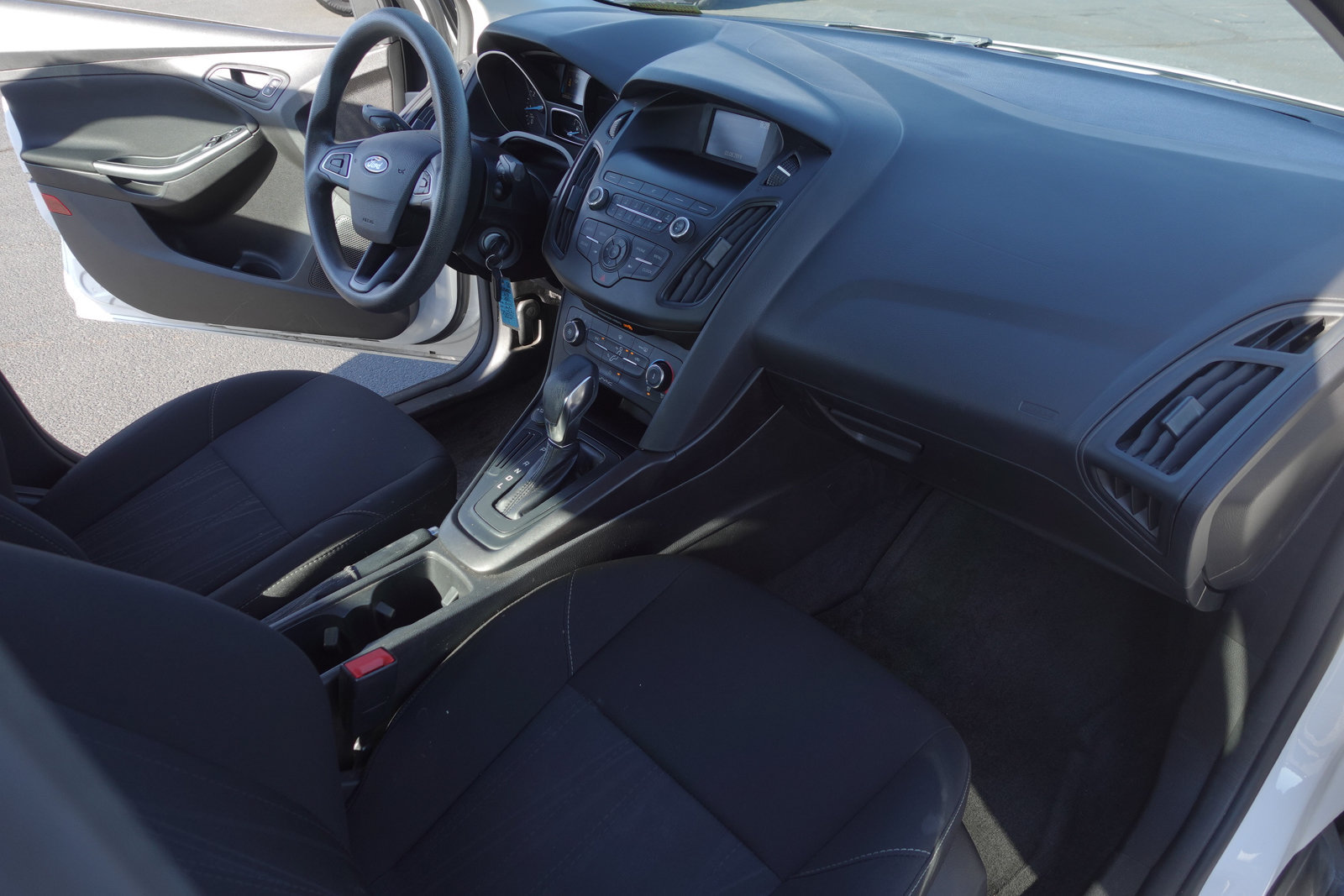 Used 2018 Ford Focus S FWD image 11